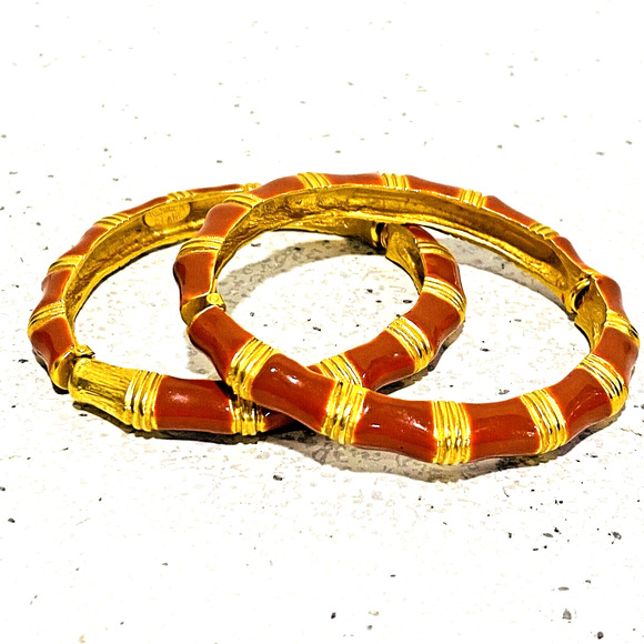 2 Kenneth Lane Signed Goldtone Burnt Orange Ribbed Bracelets Hinged Slim Bangles - Picture 9 of 10